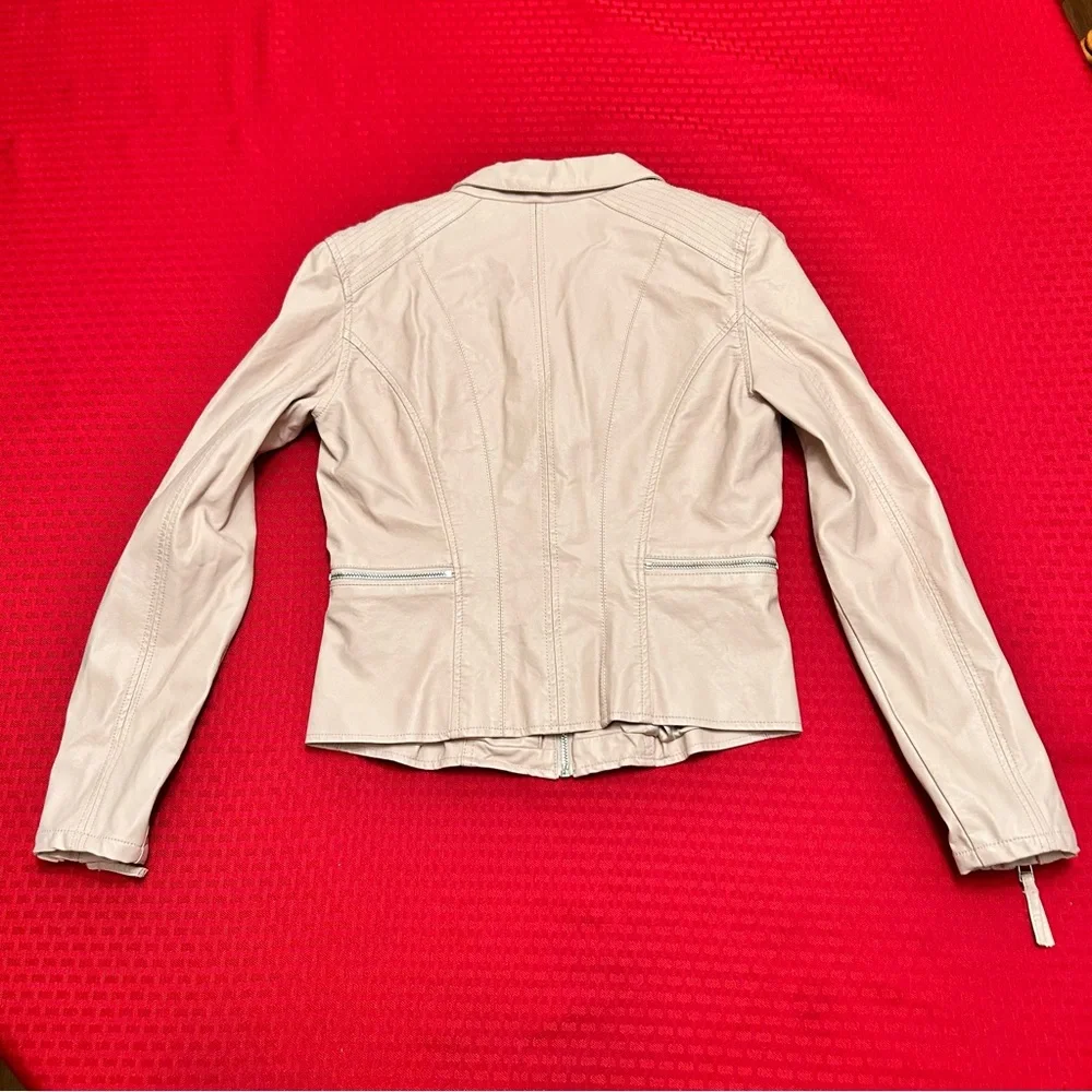 BlankNYC Size S Pretty in Pink Faux Leather Moto Jacket Zipper Closures EUC!! - Picture 6 of 6